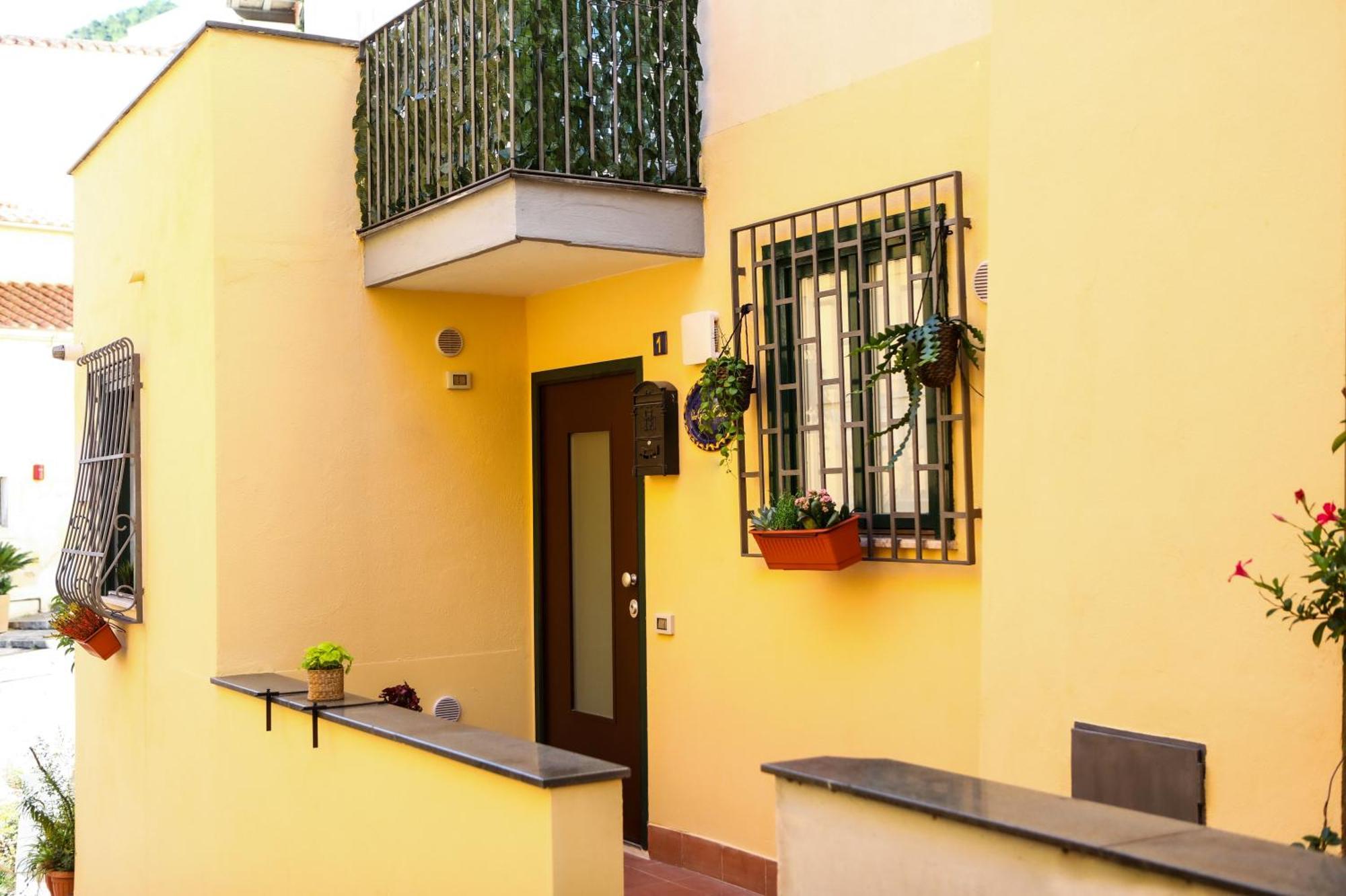 Smart House Ingresso Indipendente- Amalfi Coast Apartment Salerno Exterior photo